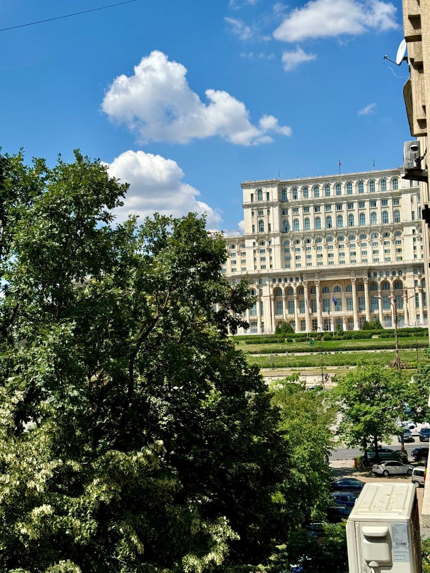 Top Location - Contemporary Parliament View - 2Br Boekarest Buitenkant foto